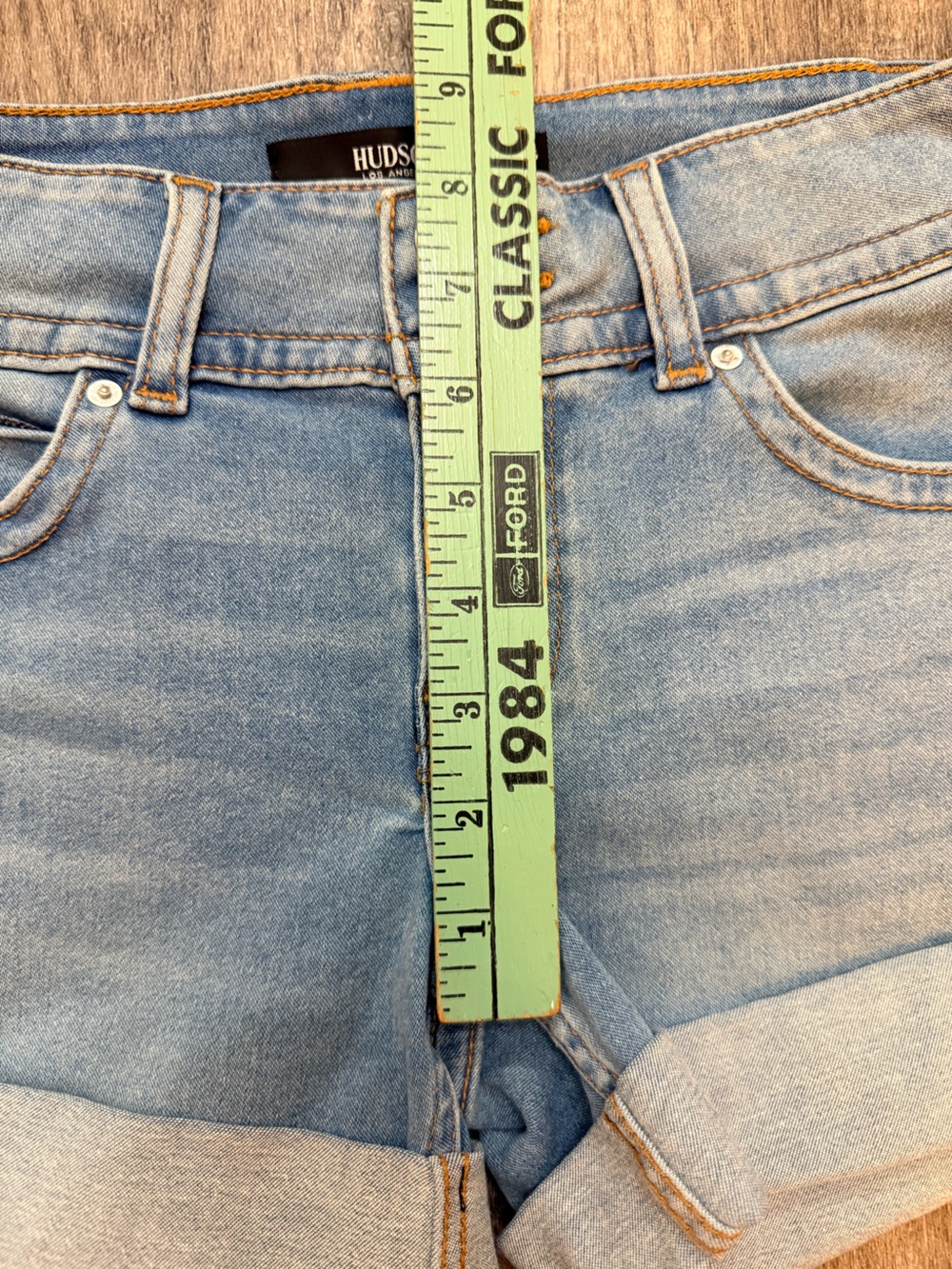 Hudson Croxley flap pocket jean shorts size 25 Low rise MSRP $135 - Picture 9 of 11